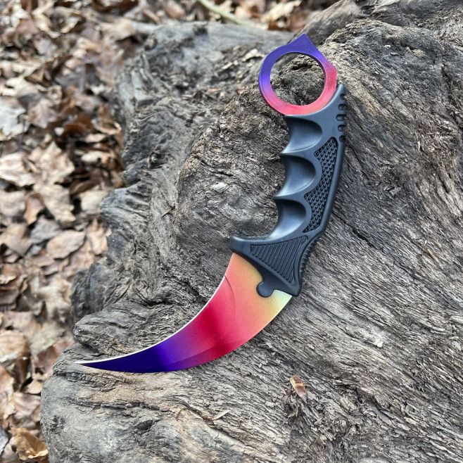 Karambit Marble Fade! Všetky ostatné vzory nájdete na armyco.sk .... #karambit #karambitknife #csgo #fade #marblefade...